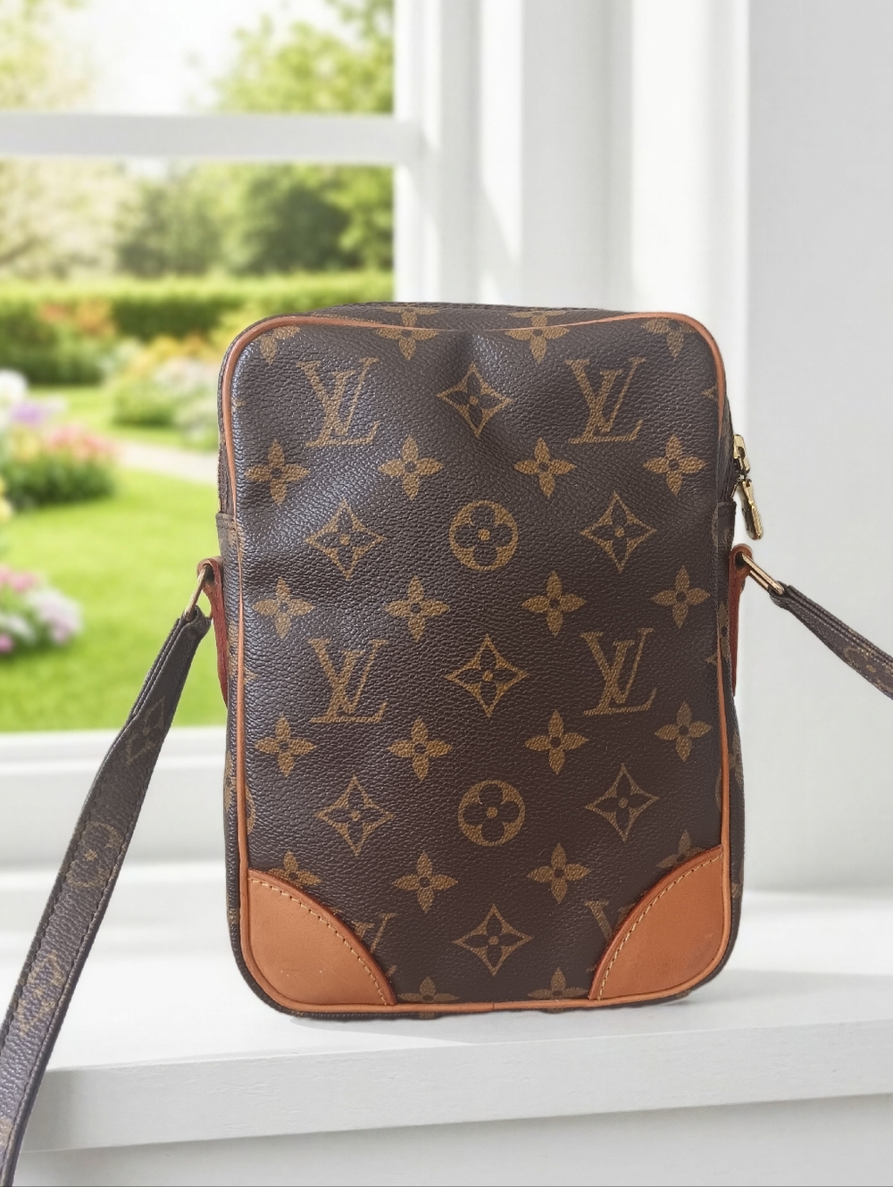 Louis Vuitton Monogram Danube Crossbody Bag Vintage 1995 ✨ COA - Picture 13 of 16